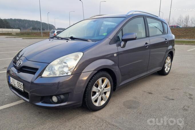 Toyota Corolla Verso 1 generation [restyling] -2 generation