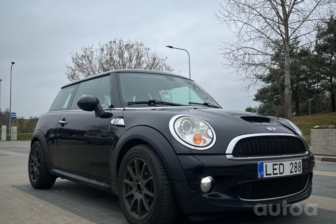 Mini Cooper S R56 Hatchback