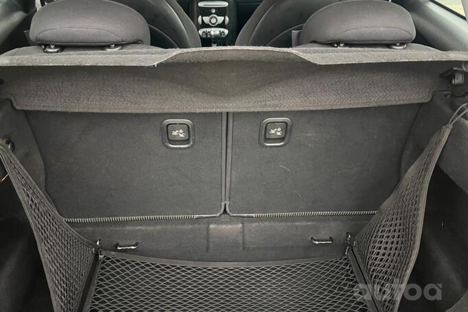 Mini Cooper S R56 Hatchback