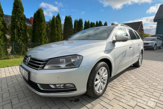 Volkswagen Passat B7 Variant wagon 5-doors