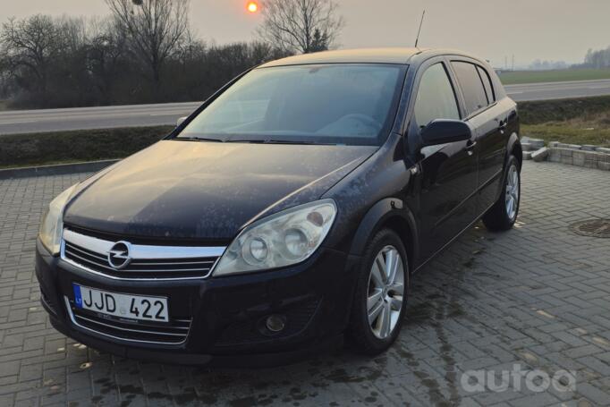 Opel Astra H [restyling]