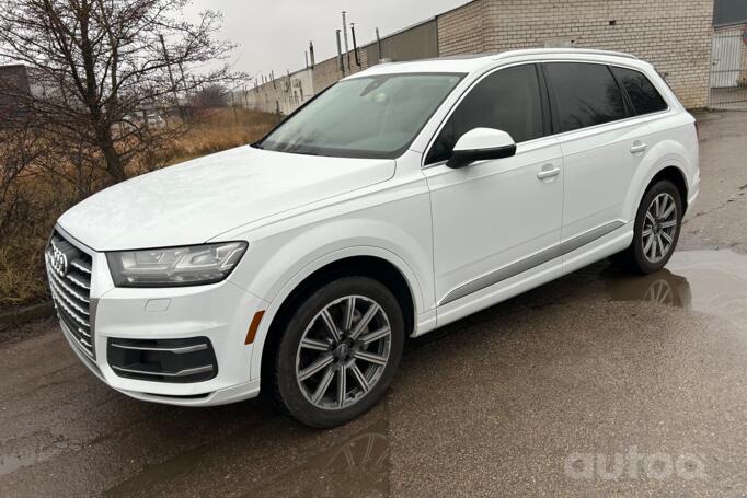 Audi Q7 4M Crossover