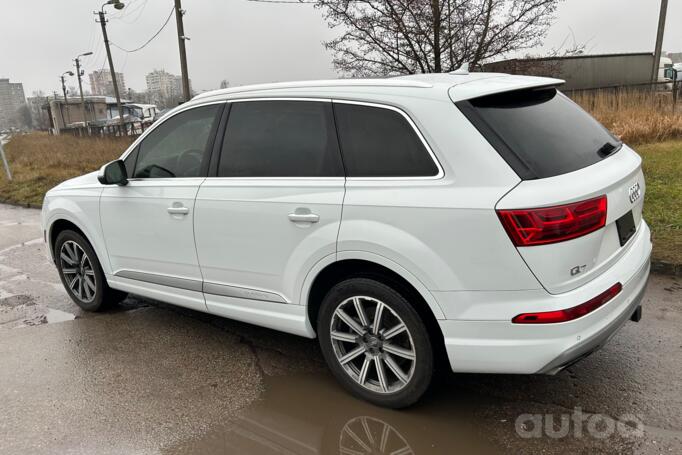 Audi Q7 4M Crossover