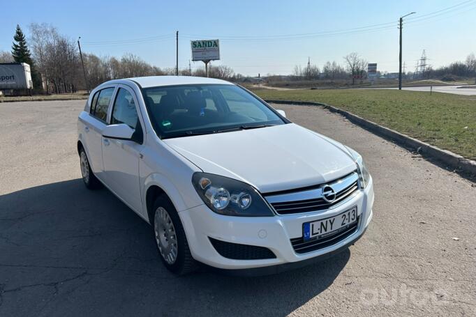 Opel Astra H [restyling]
