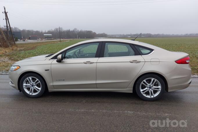 Ford Fusion (North America) 2 generation [restyling] Sedan
