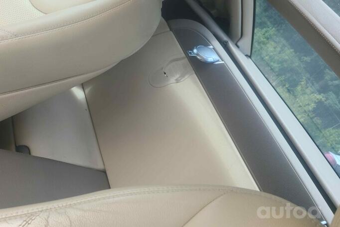 Mercedes-Benz SL-Class R230 Roadster 2-doors