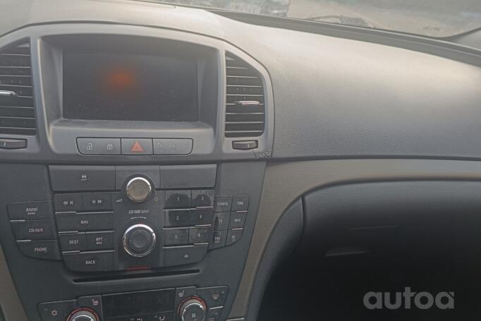 Opel Insignia A Sedan 4-doors