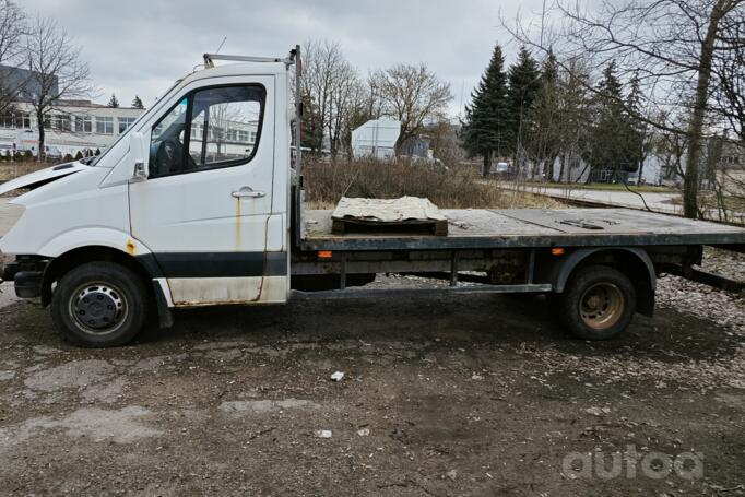 Mercedes-Benz Sprinter Second generation