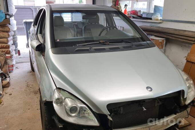 Mercedes-Benz B-Class W245 Hatchback