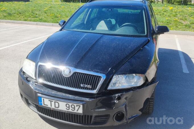 Skoda Octavia 2 generation Combi RS wagon 5-doors