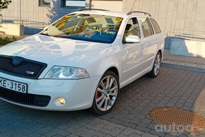 Skoda Octavia 2 generation Combi RS wagon 5-doors