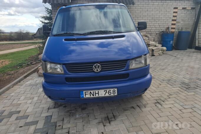 Volkswagen Caravelle T4 Minivan