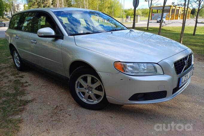 Volvo V70 3 generation wagon