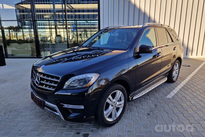 Mercedes-Benz M-Class W166 Crossover 5-doors