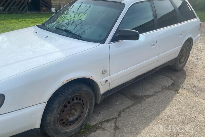 Audi A6 A4/C4 wagon
