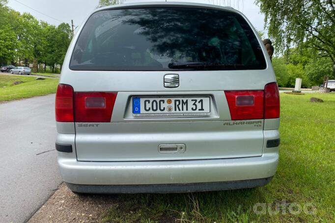 SEAT Alhambra 1 generation [restyling] Minivan