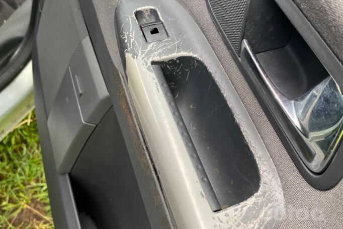 SEAT Alhambra 1 generation [restyling] Minivan
