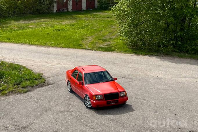 Mercedes-Benz E-Class W124 [2th restyling] Sedan