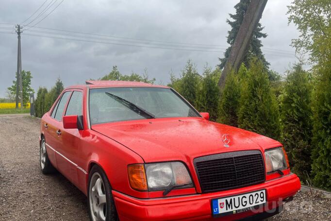 Mercedes-Benz E-Class W124 [2th restyling] Sedan