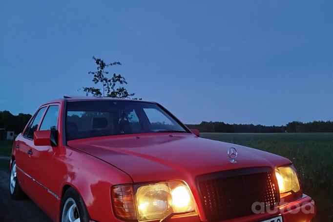 Mercedes-Benz E-Class W124 [2th restyling] Sedan