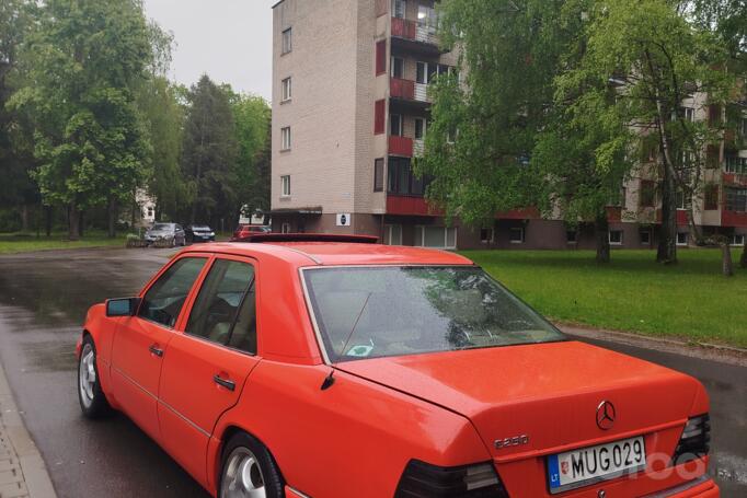 Mercedes-Benz E-Class W124 [2th restyling] Sedan