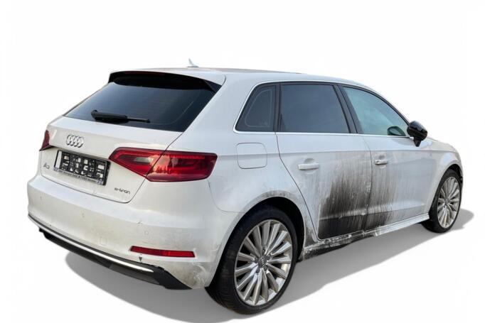 Audi A3 8V Sportback hatchback 5-doors