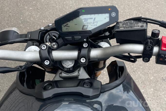 Yamaha MT