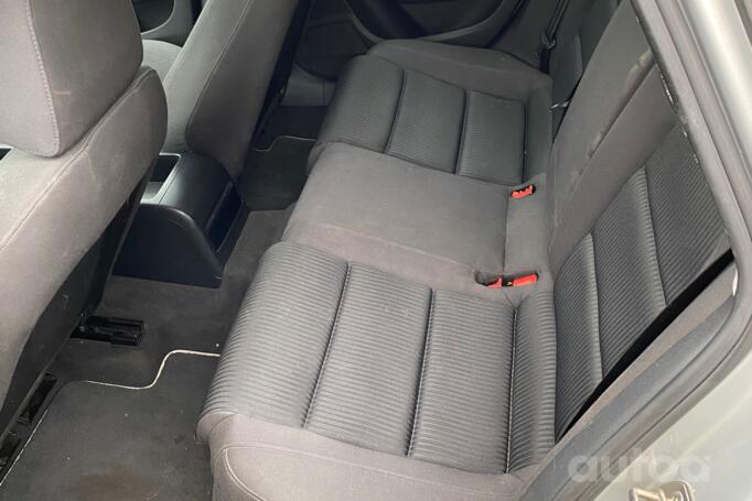 Audi A4 B8/8K wagon 5-doors