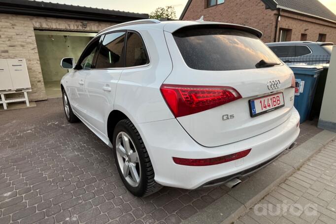 Audi Q5 8R Crossover