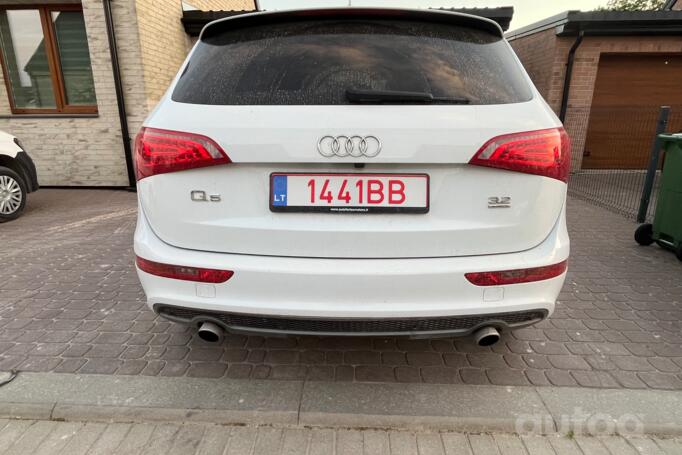 Audi Q5 8R Crossover