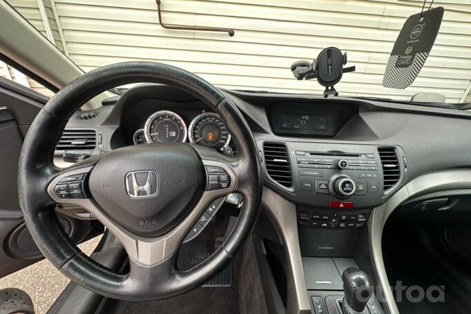 Honda Accord 8 generation Tourer wagon
