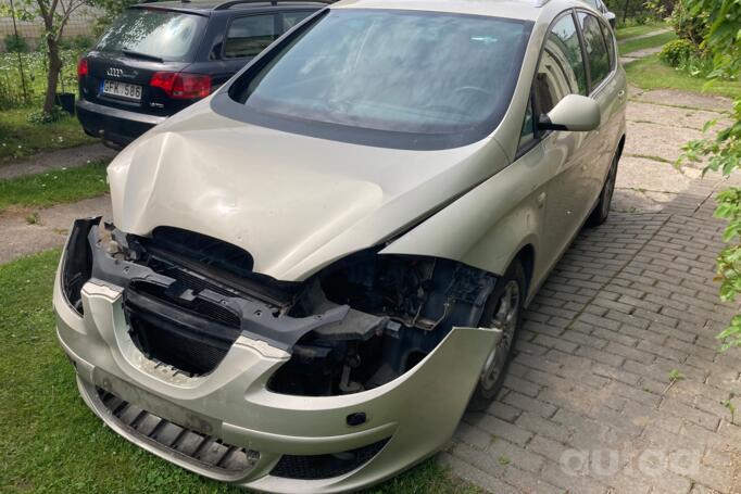 SEAT Altea 1 generation XL minivan 5-doors