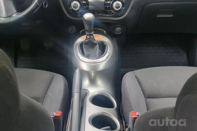 Nissan Juke YF15 Crossover 5-doors