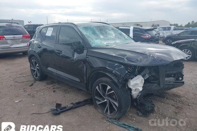 Volvo XC40 1 generation Crossover