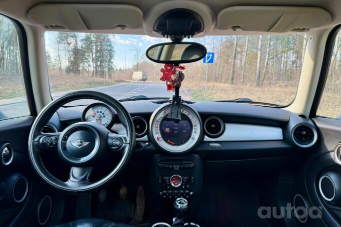 Mini Cooper R56 Hatchback
