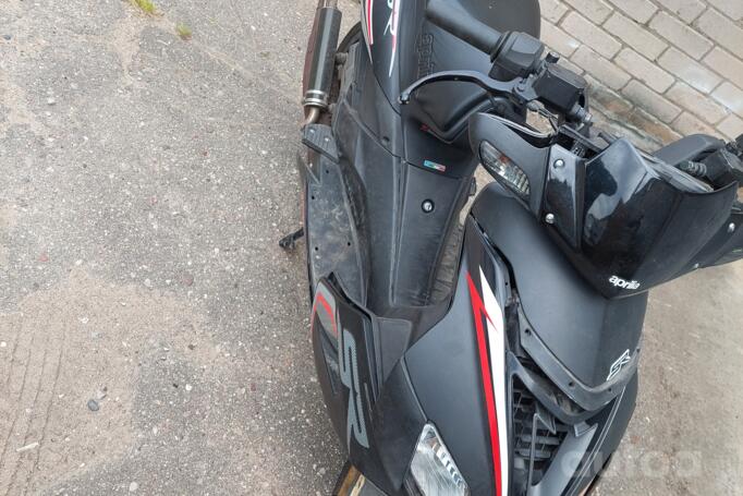Aprilia SR