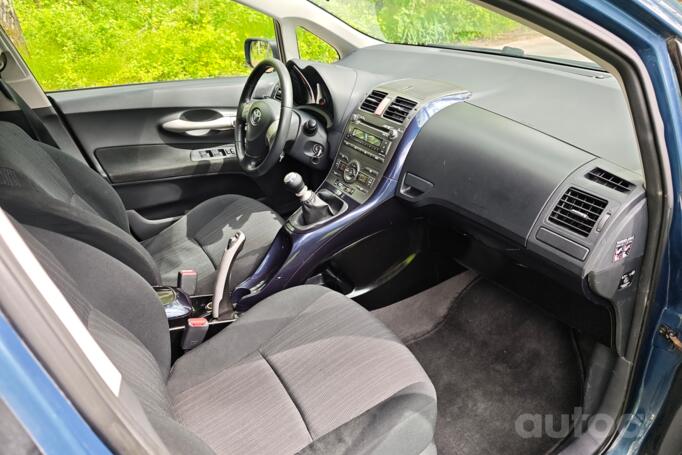 Toyota Auris 1 generation Hatchback 5-doors