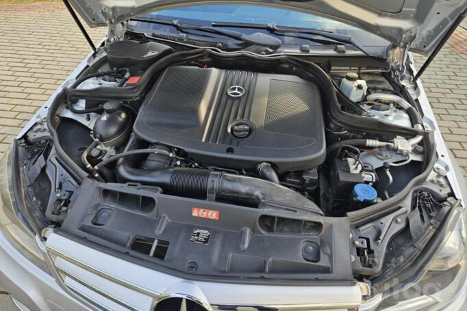 Mercedes-Benz C-Class W204/S204/C204 [restyling] Sedan 4-doors