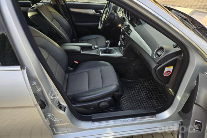 Mercedes-Benz C-Class W204/S204/C204 [restyling] Sedan 4-doors