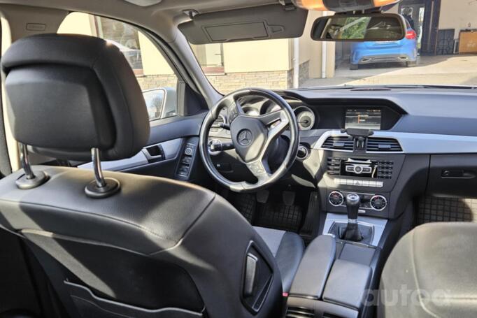Mercedes-Benz C-Class W204/S204/C204 [restyling] Sedan 4-doors