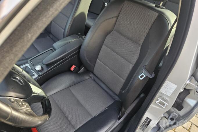 Mercedes-Benz C-Class W204/S204/C204 [restyling] Sedan 4-doors