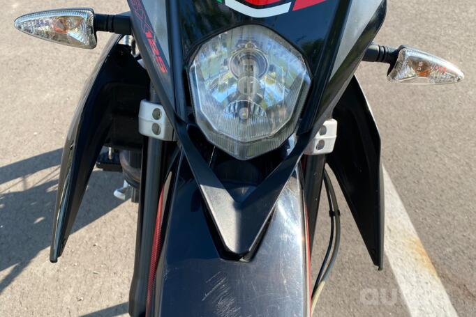 Aprilia SX