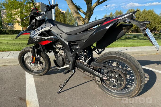 Aprilia SX