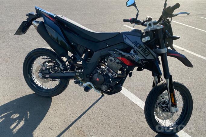Aprilia SX