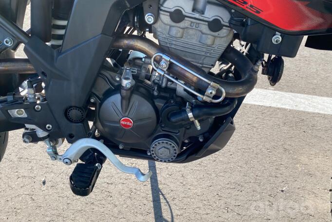Aprilia SX