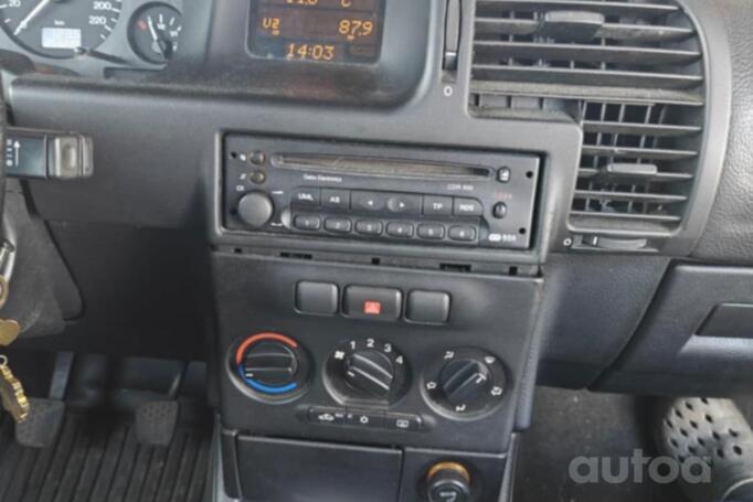 Opel Zafira A Minivan 5-doors