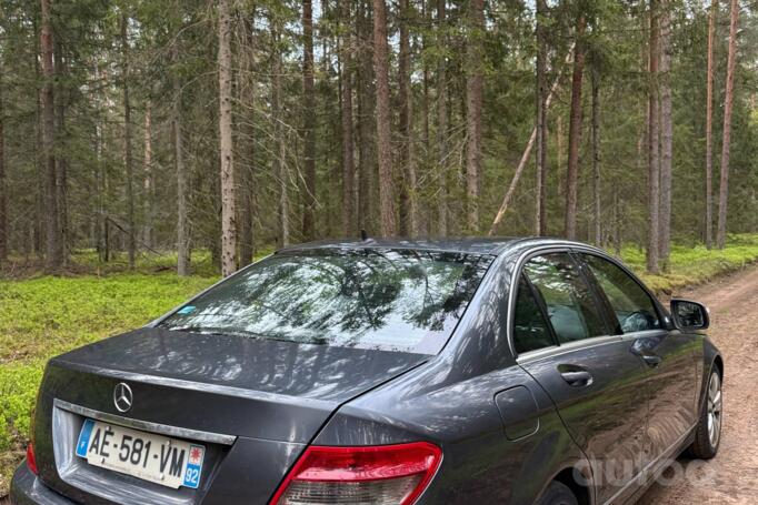 Mercedes-Benz C-Class W204/S204 Sedan