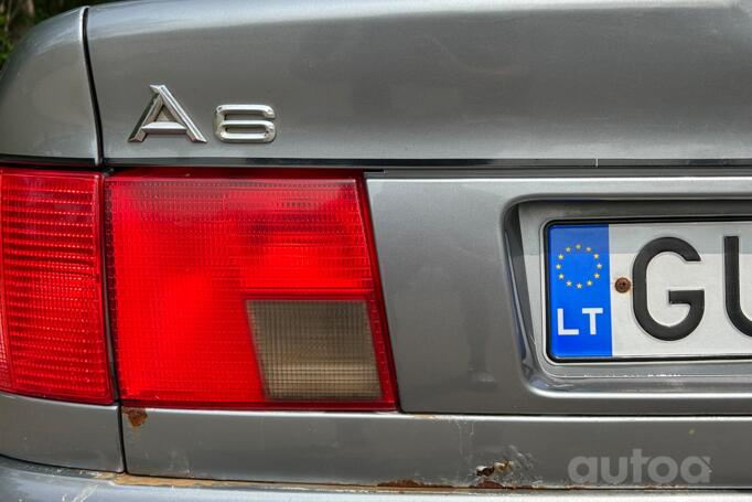 Audi A6 A4/C4 Sedan