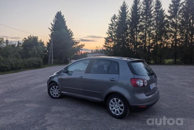 Volkswagen Golf Plus 1 generation