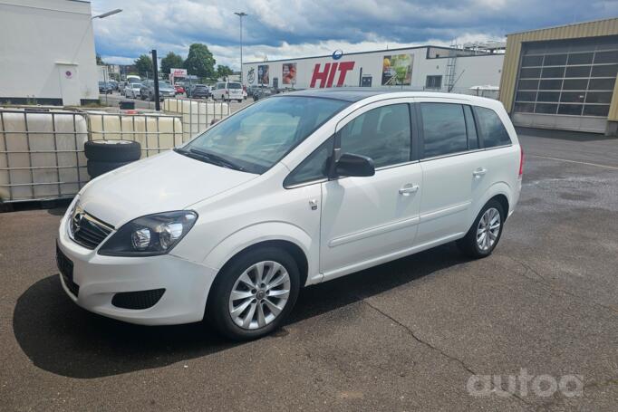 Opel Zafira B [restyling]